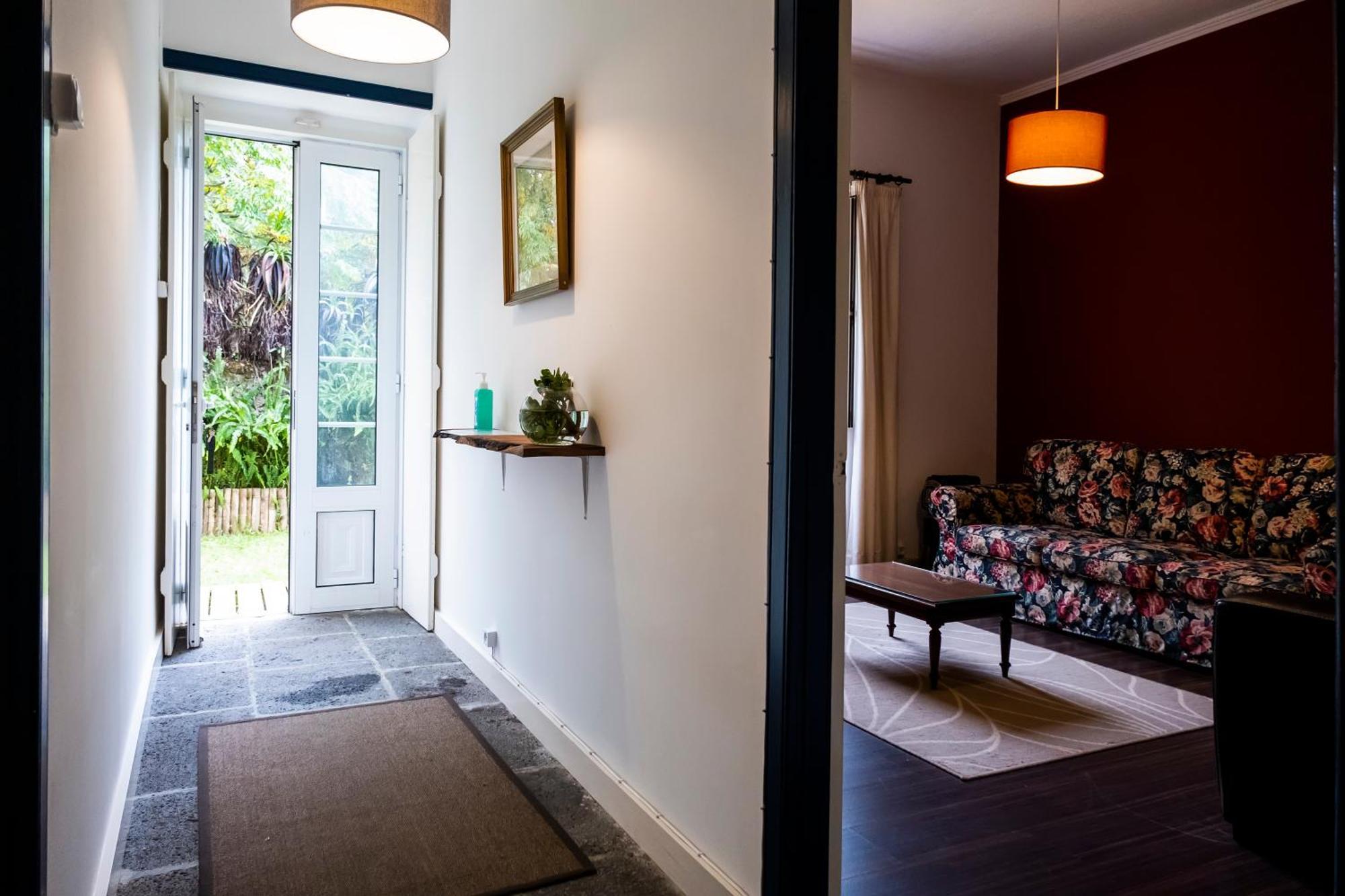 Casa Villa Cottage ปอนตาเดลกาดา ภายนอก รูปภาพ